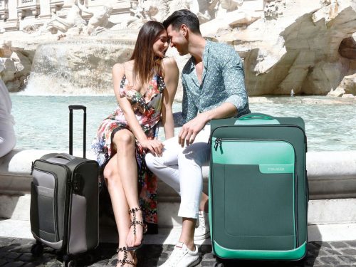 TRAVELITE Viia L antrazit 4 kerekű bővíthető nagy bőrönd 