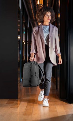 TRAVELITE 1843-01 Meet antrazit hátizsák 