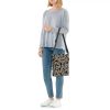 Reisenthel HY7061 Shoulderbag S baroque marble női oldaltáska