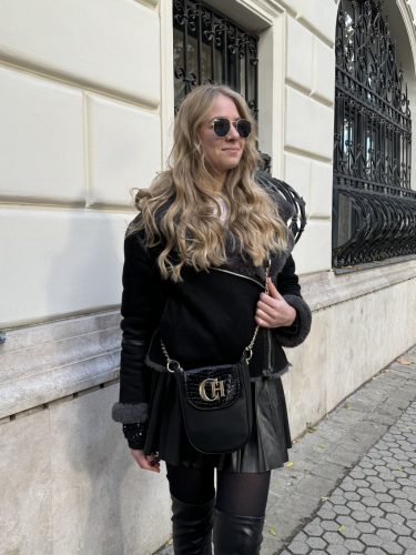 K 773 fekete ezüst rostbőr női táska