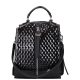 Karen D 408 fekete lakk steppelt hátizsák 