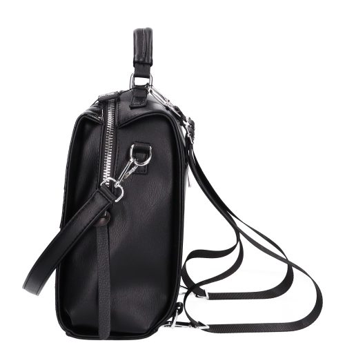 Karen D 408 fekete lakk steppelt hátizsák 