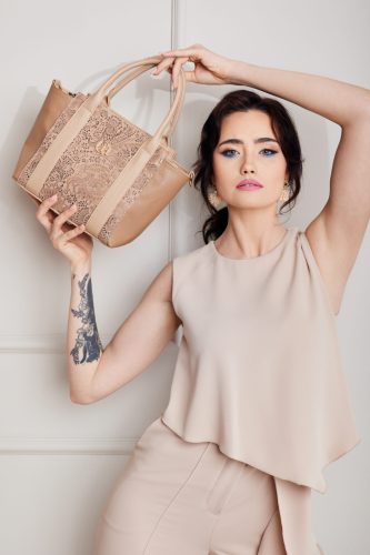 Chiara E 6000 fekete leopárd rostbőr női táska