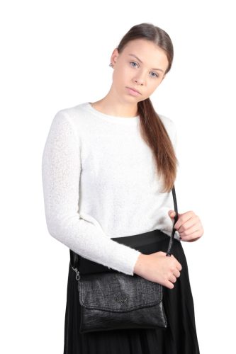 Karen 1126 bis fekete rostbőr női válltáska