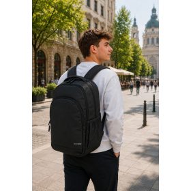   Travelite 6918-01 Kick Off fekete nagy méretű latoptartós hátizsák 15,6"