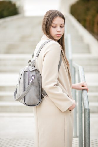 Karen rostbőr táska D 408 fehér