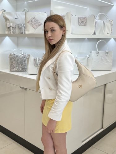 Chiara rostbőr táska I 5047 L bézs