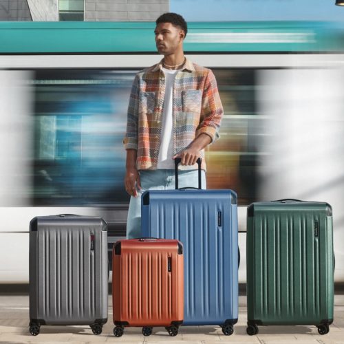 Travelite Dynamic M közepes méretű bőrönd zöld