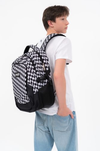 Budmil Edwin hátizsák fekete fehér 10110149/S85