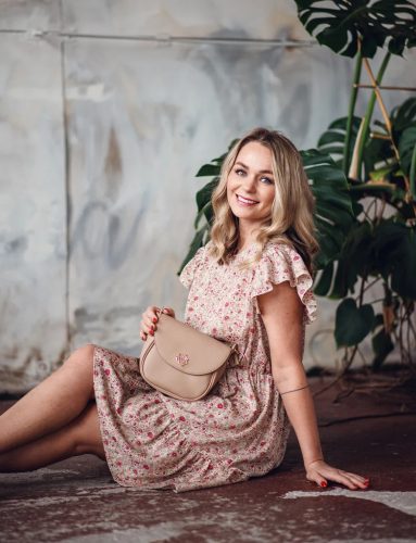 Vuch Carine Beige kis crossbody kézitáska