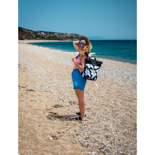 Vuch Dammit Flowers White tágas hátizsák megerősített háttal