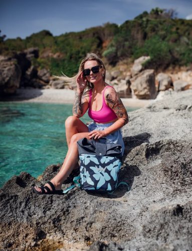 Vuch Dammit Flowers Blue tágas hátizsák megerősített háttal