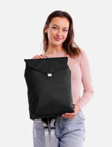 Vuch Cesare Black könnyű anyagú városi hátizsák