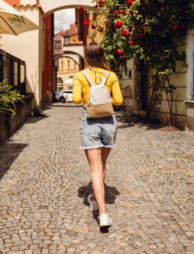 Vuch Zane Mini Beige kis városi hátizsák