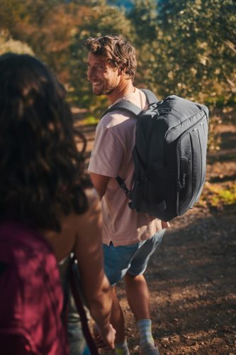 Travelite Skaii piros utazótáska/hátizsák