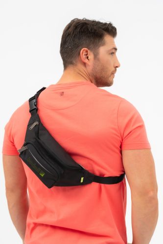 Budmil 10040074/S2 fekete övtáska