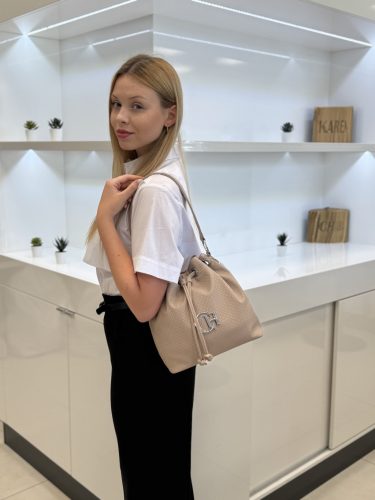 Karen rostbőr női táska - Táskacentrum.hu