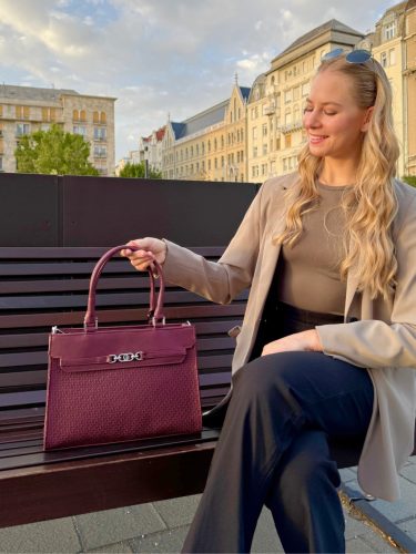 Chiara rostbőr táska M 8043 bordó