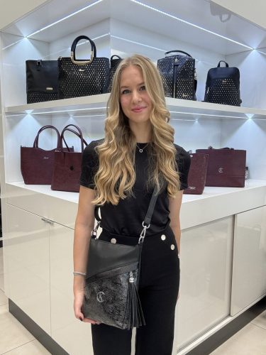 Karen rostbőr oldaltáska 2501 L fekete ezüst