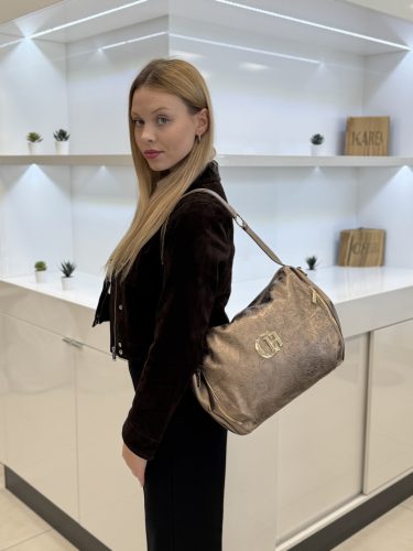 Chiara rostbőr táska I 581 fekete virág