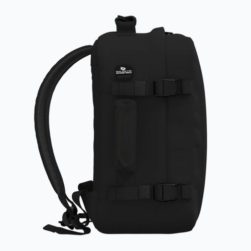 Cabinzero Classic 28L fekete 40x30x20 utazótáska/hátizsák
