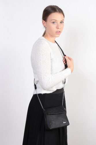 KAREN D 383 Fekete rostbőr női kicsi alkalmi táska