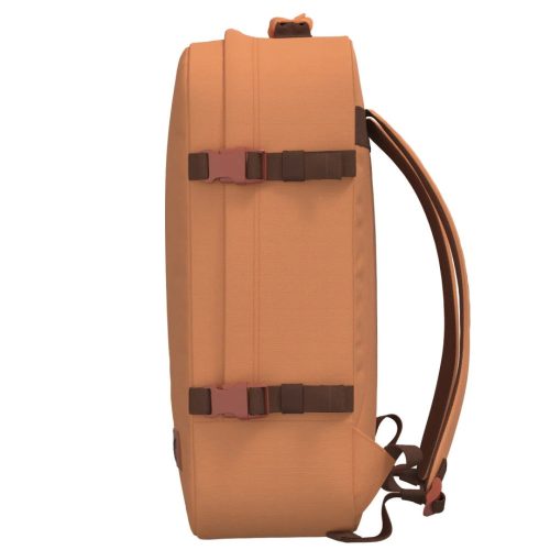 Cabinzero Classic 44L narancssárga kabin méretű utazótáska/hátizsák