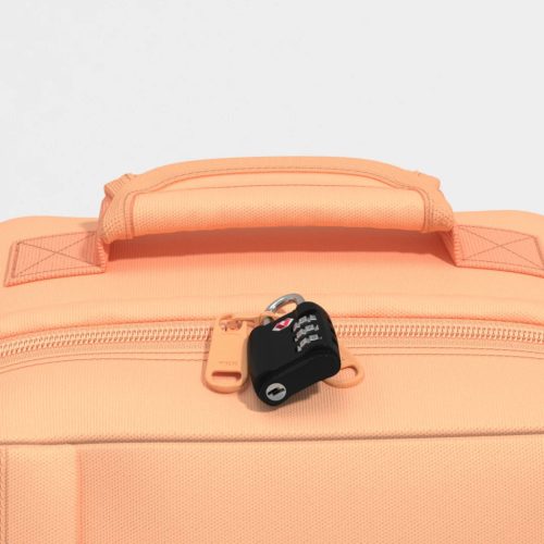 Cabinzero Classic 44L barack kabin méretű utazótáska/hátizsák