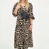 Charm London Anna kék valódi bőr női övtáska